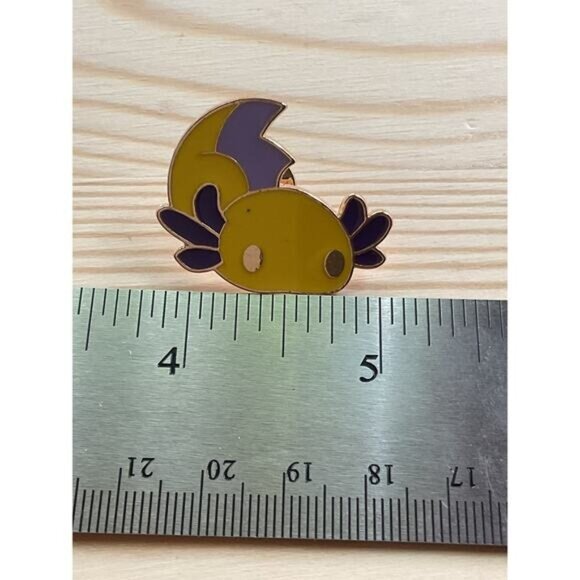 Axolotl Enamel Pin With Gold-Tone Finish Secure Backing Yellow & Purple - Picture 3 of 3